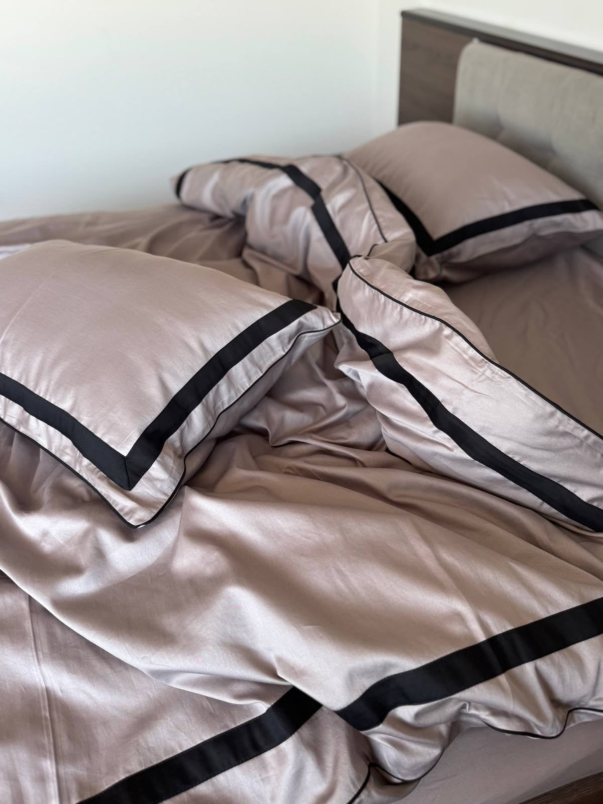 Opulent Taupe & Obsidian Border Duvet Set