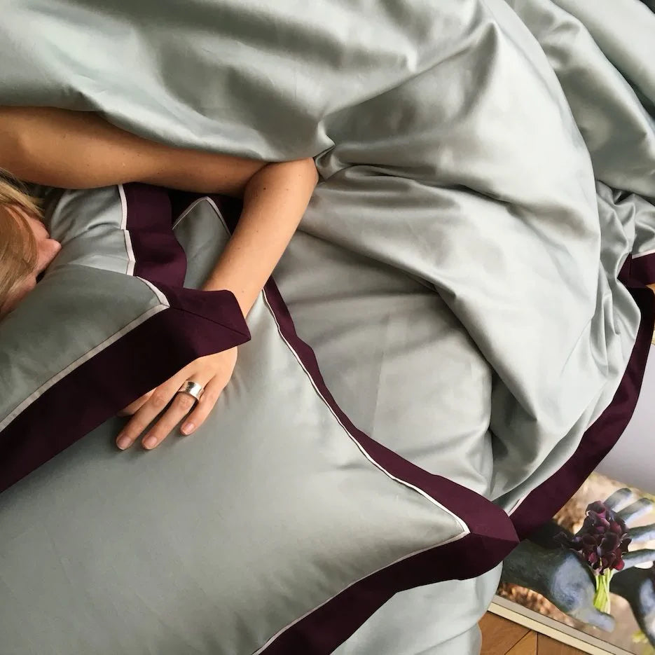 The Sage & Plum Contrast Border Duvet Set