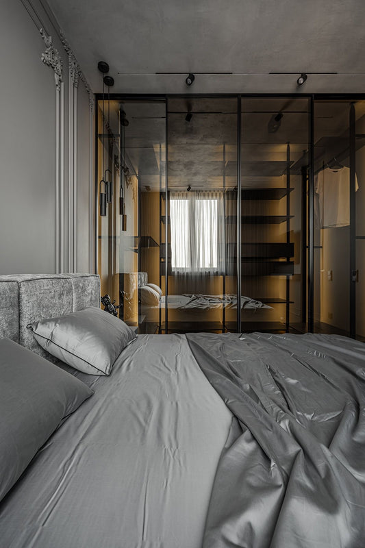 Silver Shadow Luxury Piped duvet set